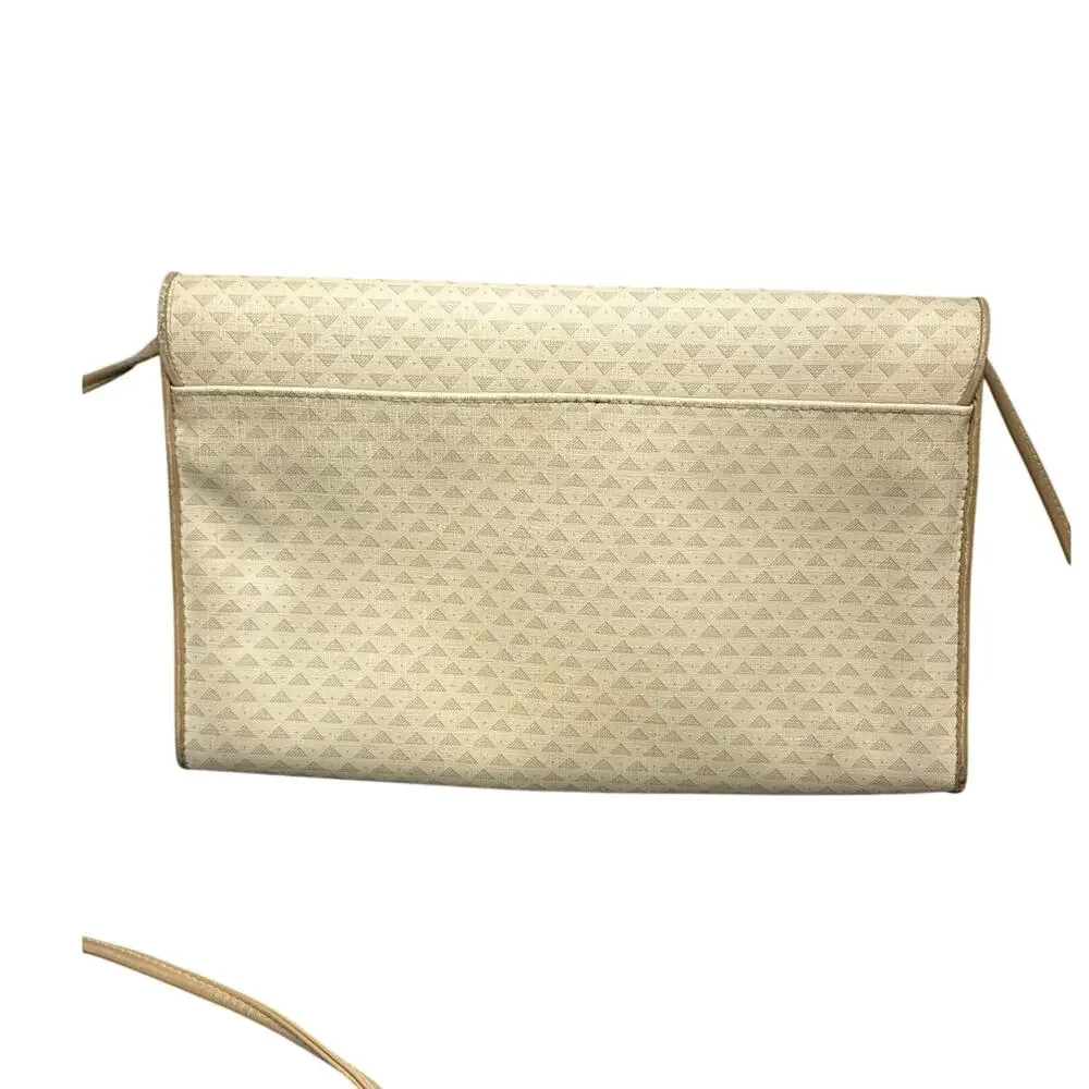 Liz Claiborne 1984 Vintage Tan Triangle Envelope Fold Over Shoulder Purse
